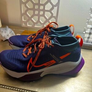 Nike Women’s Zegama Purpl & Orange